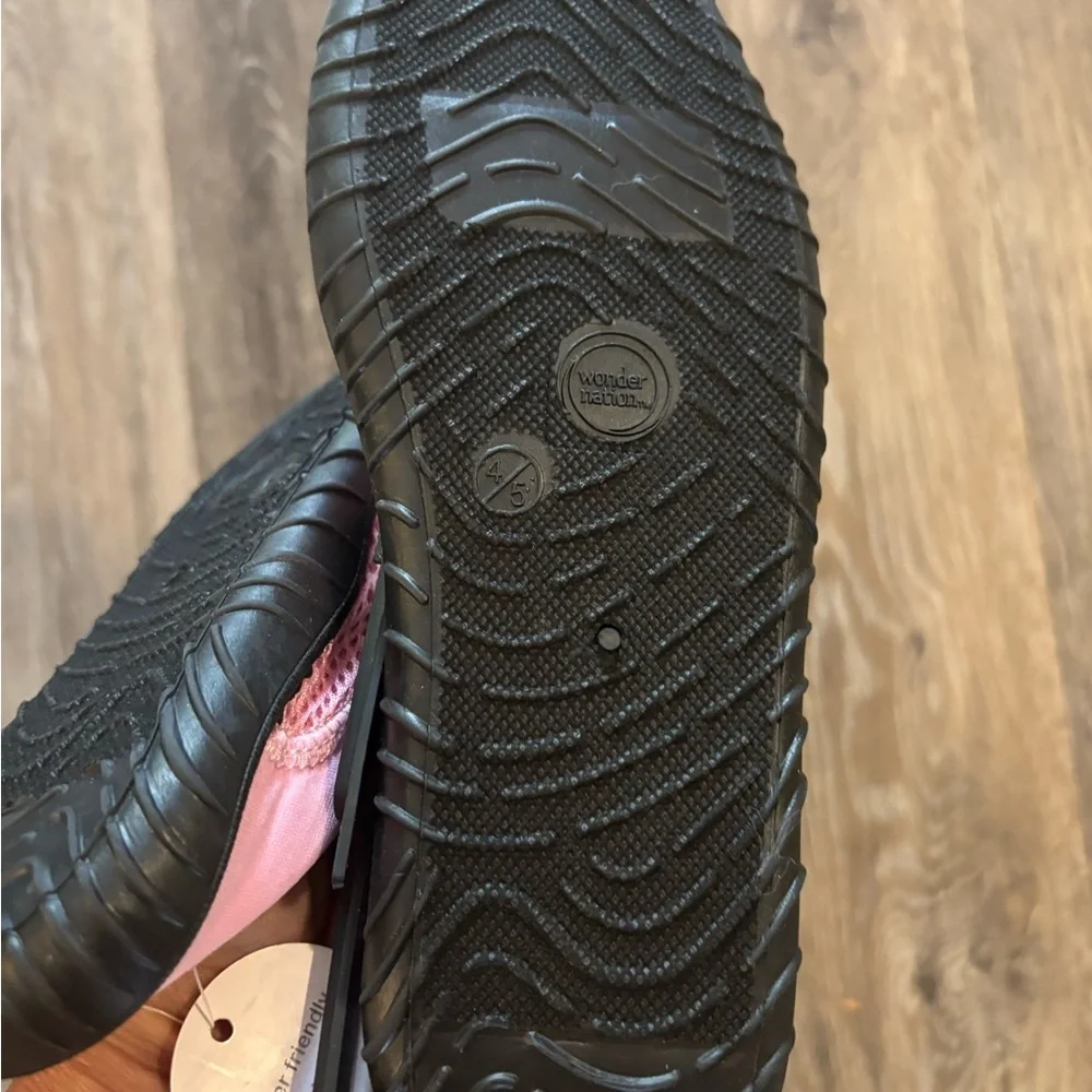 Girls Pink Slip-On Water Shoe Sz 4/5 New